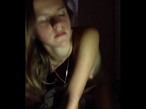 ❤️ Mtsikana amadziseweretsa maliseche Kanema wolaula pa ife